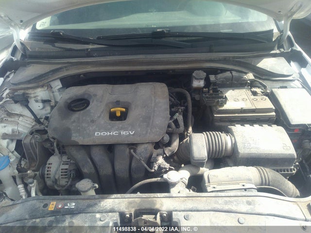 Hyundai ELANTRA SE 2017 5NPD74LF9HH137926 Image 11