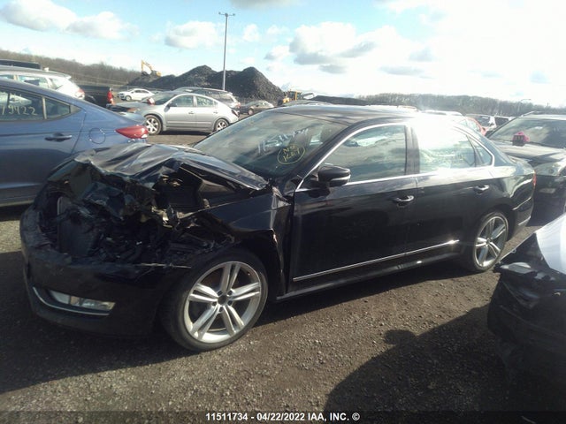 1VWCV7A32FC022814 Volkswagen PASSAT SEL