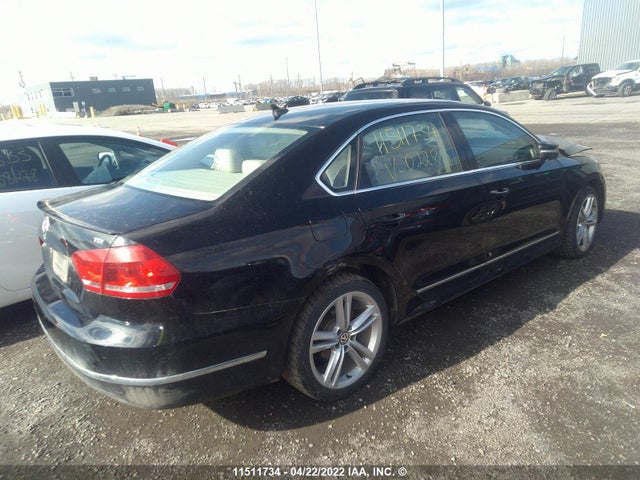 1VWCV7A32FC022814 Volkswagen PASSAT SEL