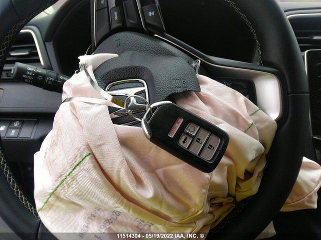 Honda Insight Touring 2019 19XZE4F99KE013068 Image 3