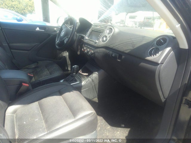 WVGJV3AX0EW602710 Volkswagen Tiguan S/se/sel/r-line