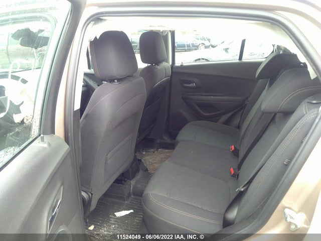 Chevrolet TRAX LS 2019 3GNCJNSBXKL118981 Image 8