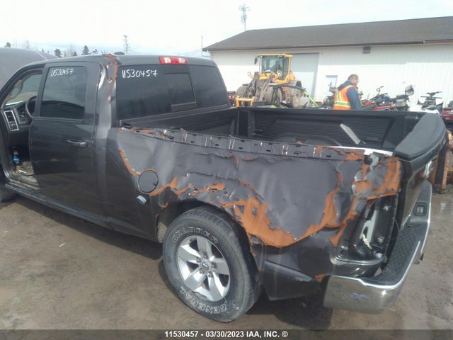 1C6RR7TT7KS623030 RAM 1500 Classic Slt