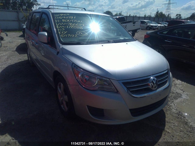 2011 2V4RW5DGXBR766634 main image