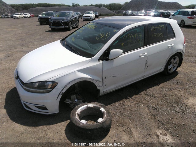 3VWG17AU6JM256533 Volkswagen Golf Comfortline