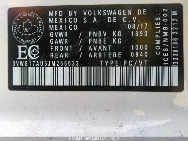 3VWG17AU6JM256533 Volkswagen Golf Comfortline