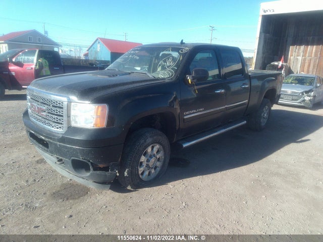 GMC Sierra K2500 Denali 2012 1GT125E87CF218223 Image 2