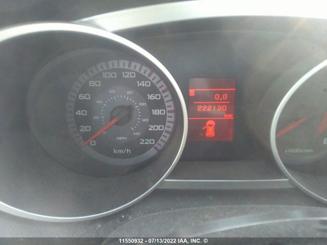 JA4MT31X08Z600752 Mitsubishi Outlander