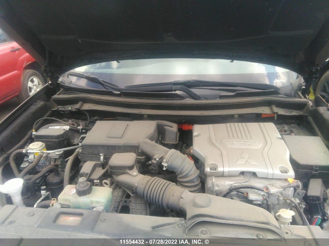 JA4J24A52JZ620193 Mitsubishi Outlander Se/gt
