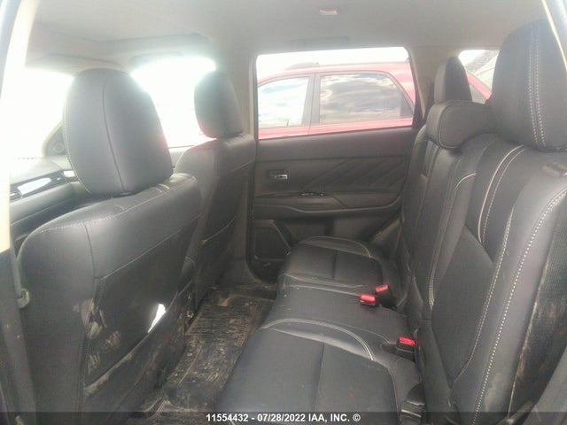 JA4J24A52JZ620193 Mitsubishi Outlander Se/gt