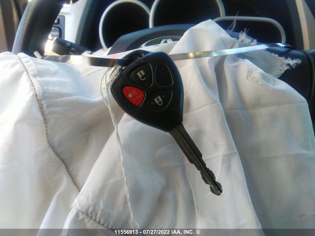 Toyota Matrix 2010 2T1KU4EE0AC350504 Image 3