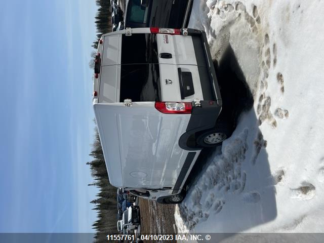 RAM Promaster 2500 2500 High 2018 3C6TRVDGXJE142024 Image 4