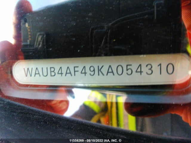 WAUB4AF49KA054310 Audi S4 Premium Plus