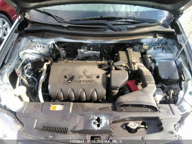 JA4AZ3A34EZ012119 Mitsubishi Outlander Se