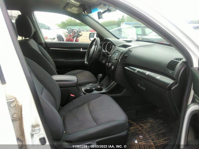 KIA Sorento 2013 5XYKT3A65DG356870 Image 6