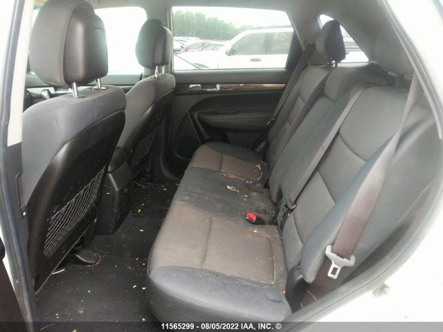 KIA Sorento 2013 5XYKT3A65DG356870 Image 9