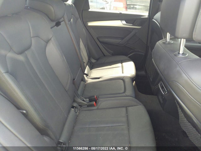 WA1FNAFY3J2142356 Audi Q5 Technik S-line