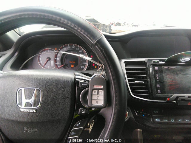 Honda Accord 2017 1HGCR2F60HA806664 Image 11
