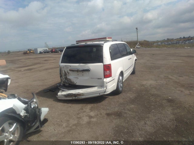 2A8HR64X09R553195 Chrysler Town & Country Limited