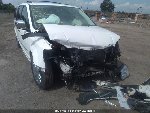 2A8HR64X09R553195 Chrysler Town & Country Limited