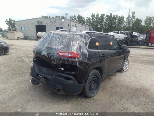 1C4PJMCS0GW161567 Jeep Cherokee Latitude