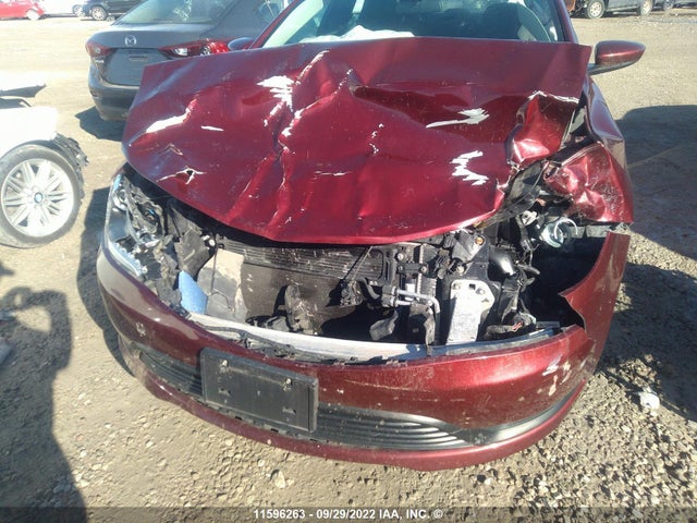 1C3CCCFB5GN177062 Chrysler 200 LX