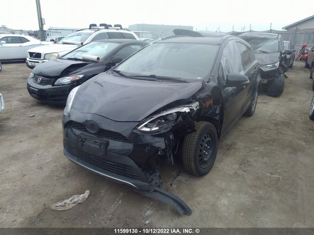 Toyota PRIUS C 2018 JTDKDTB37J1612293 Image 2