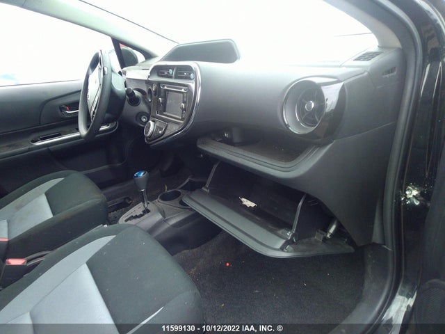 Toyota PRIUS C 2018 JTDKDTB37J1612293 Image 5