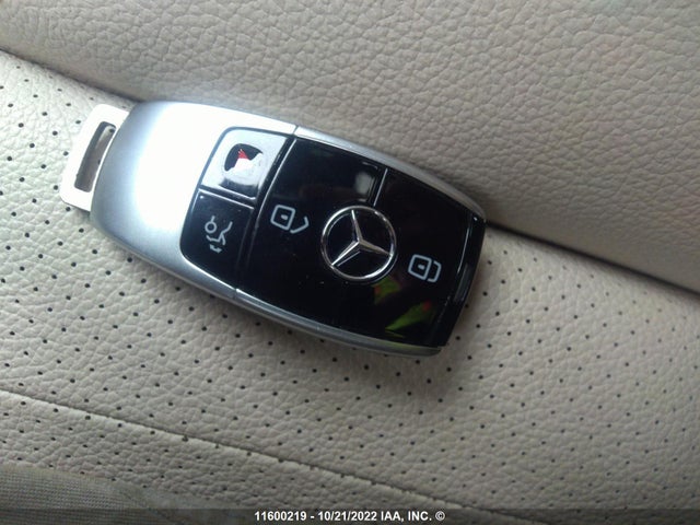 WDDZF4KB4HA117622 Mercedes-Benz E 300 4matic