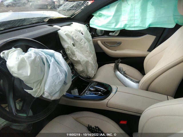 WDDZF4KB4HA117622 Mercedes-Benz E 300 4matic
