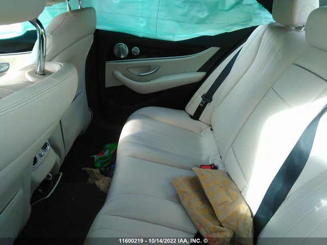 WDDZF4KB4HA117622 Mercedes-Benz E 300 4matic