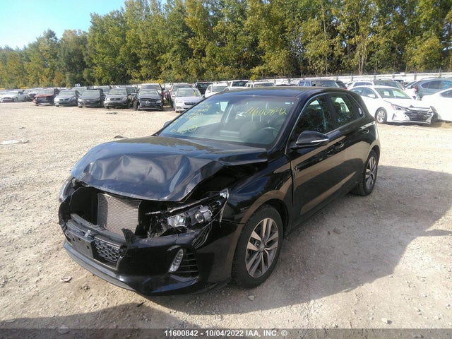 Hyundai ELANTRA GT 2018 KMHH35LE9JU008070 Image 2