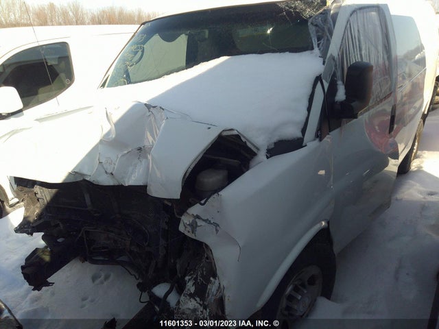 Chevrolet Express G2500 2011 1GCWGFFA2B1130741 Image 2