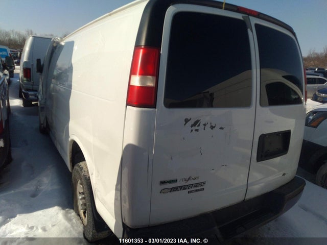 Chevrolet Express G2500 2011 1GCWGFFA2B1130741 Image 3