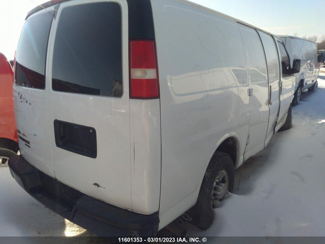 Chevrolet Express G2500 2011 1GCWGFFA2B1130741 Image 4