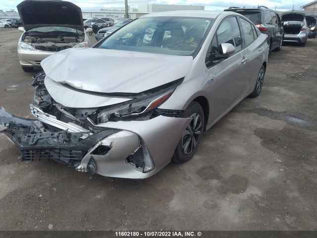 Toyota PRIUS PRIME 2018 JTDKARFP8J3090545 Image 2