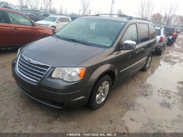 2A4RR5DX9AR256964 Chrysler Town & Country Touring
