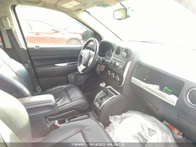 1C4NJDAB2FD411427 Jeep Compass Sport