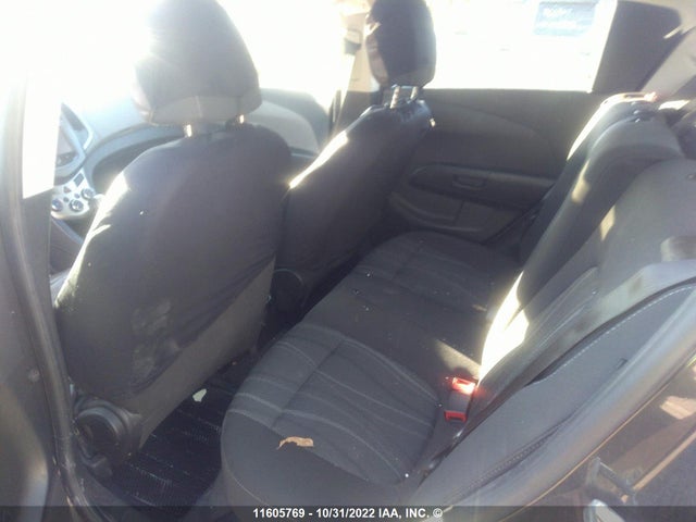 Chevrolet SONIC LT 2015 1G1JC6SH5F4183326 Image 8