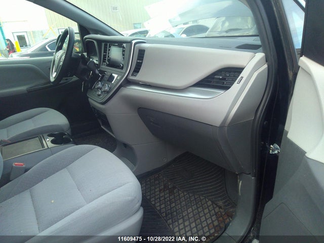 Toyota SIENNA LE 2020 5TDJZ3DC3LS247157 Image 5
