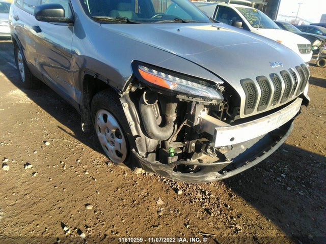 1C4PJMAF0GW345409 Jeep Cherokee Sport