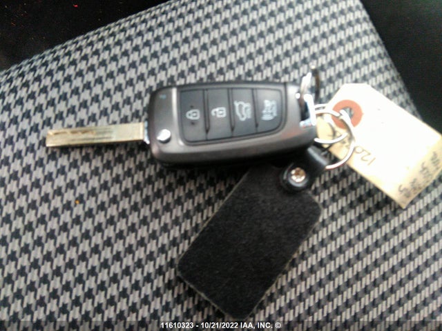 Hyundai Kona Se 2018 KM8K1CAA7JU173874 Image 3