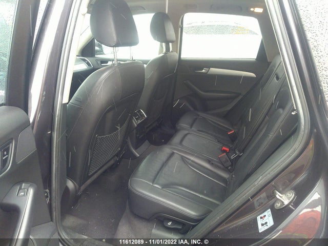 WA1LKCFP2BA017130 Audi Q5 Premium Plus
