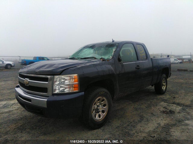 Chevrolet Silverado K1500 Ls 2010 1GCSKREA8AZ125494 Image 2
