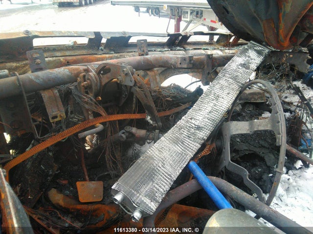 International Hx520 2023 3HSPAAPR4PN297501 Image 9