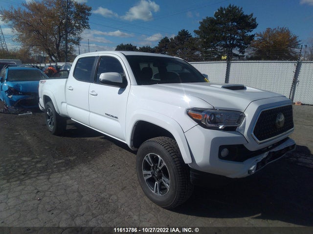 Toyota Tacoma Dbl Cab/sr5/trd Sport/or 2018 5TFDZ5BN9JX030071 главное изображение