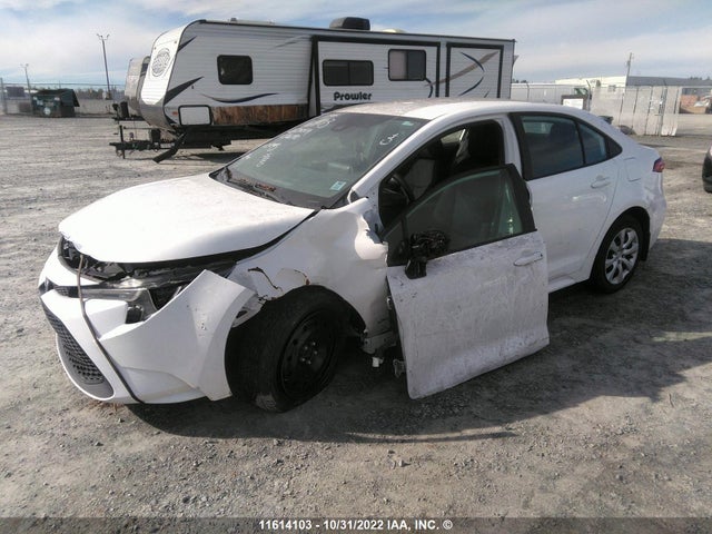 Toyota COROLLA LE 2020 5YFBPRBE8LP016040 Image 2