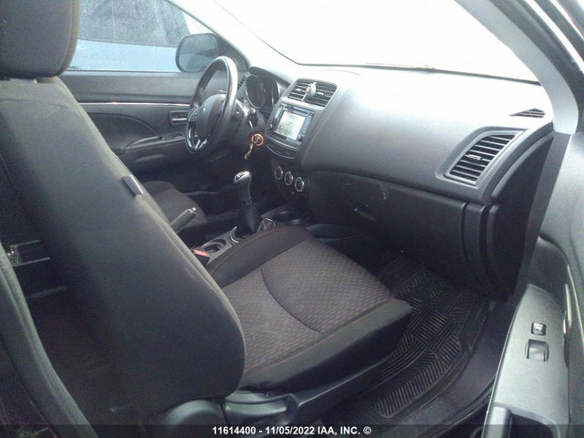 JA4AH3AU0HZ610417 Mitsubishi Rvr Se/es
