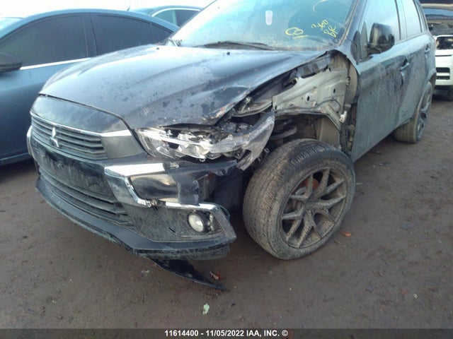 JA4AH3AU0HZ610417 Mitsubishi Rvr Se/es