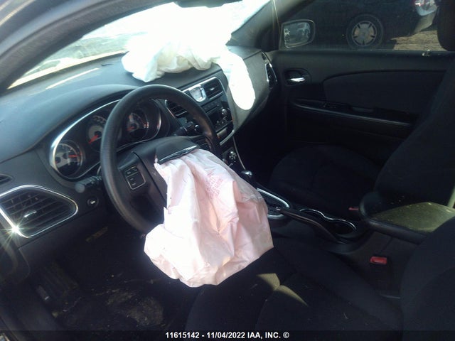 1C3CCBAB7CN292869 Chrysler 200 LX